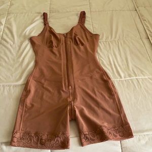 Faja stage 2 -Never Been Worn- Brand New